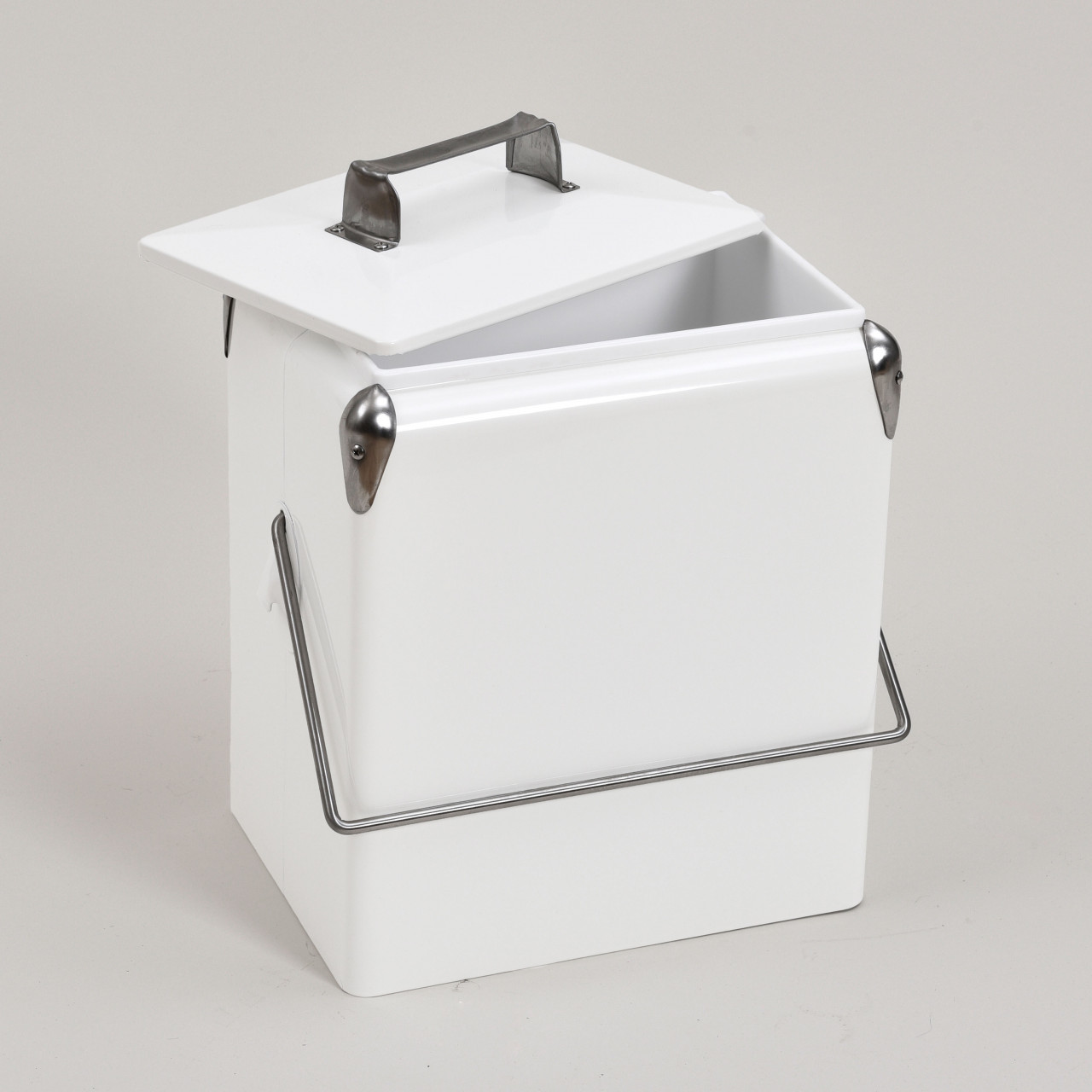 White | Vintage Cooler | Sasquatch Coolers / Fridges | Products | A leading  supplier of promotional products to the Advertising Specialty
